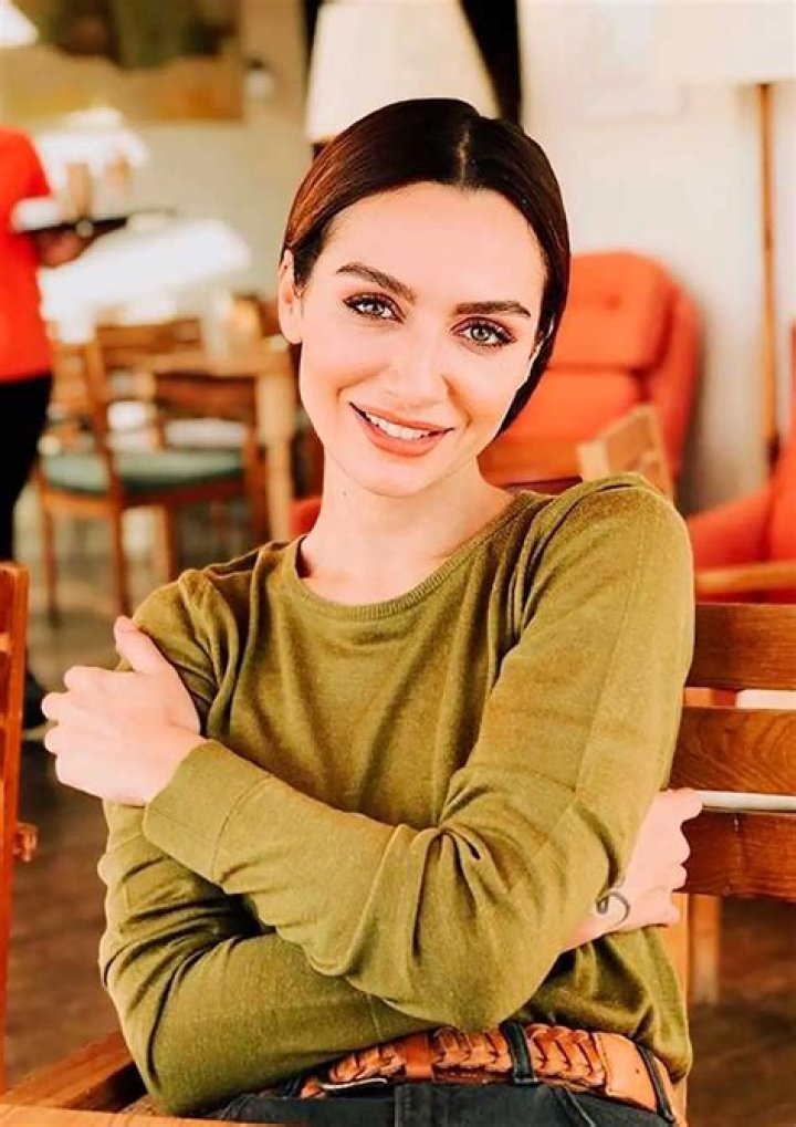 Unveiling The Life And Love Of Birce Akalay: A Closer Look At Her Spouse