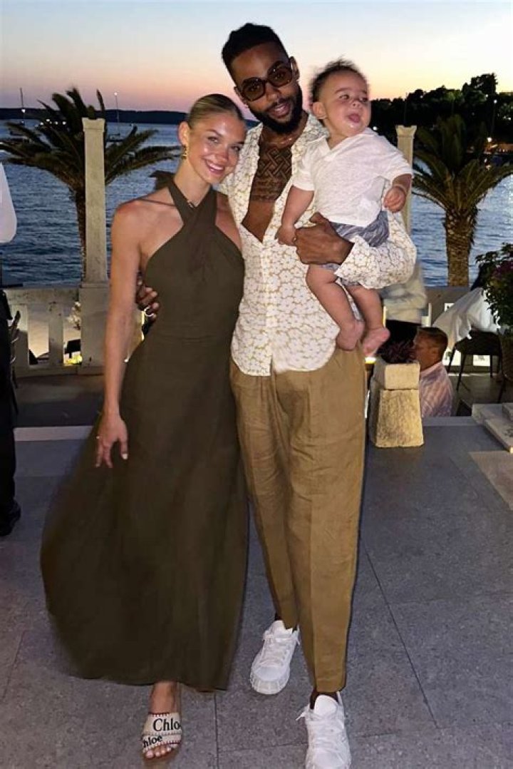 D'Angelo Russell's Wife: A Deep Dive Into Their Relationship