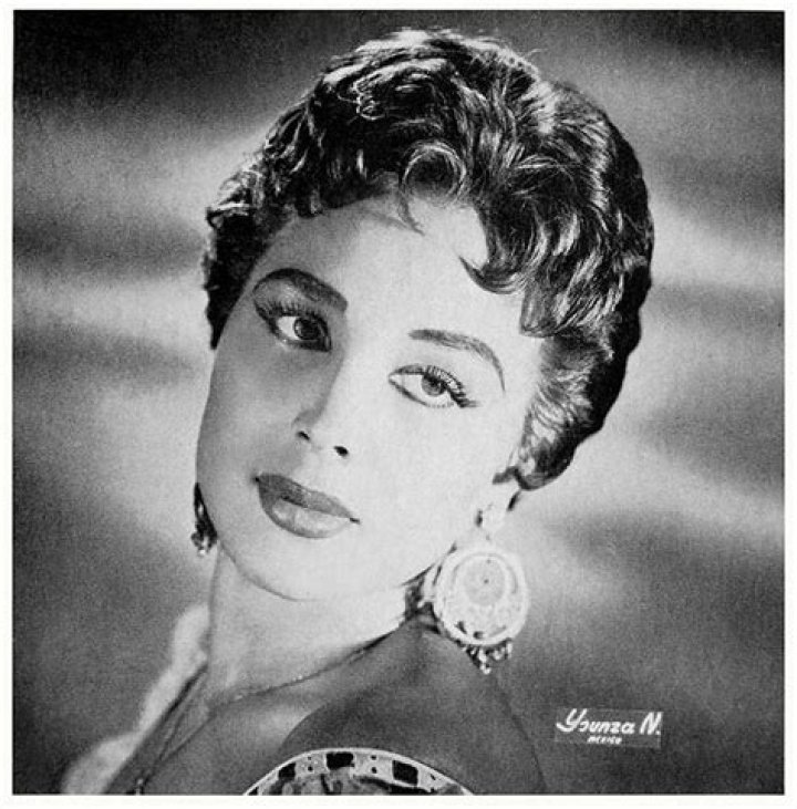 **The Enchanting Life Of Flor Silvestre: A Biographical Journey**