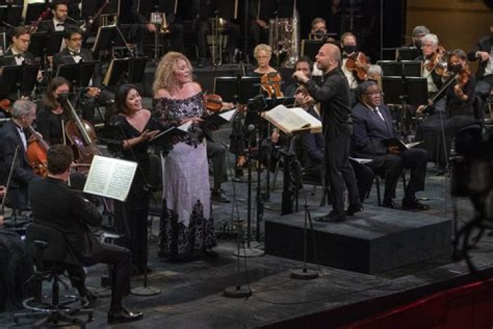 Experience The Majesty Of The Met Opera Verdi Requiem