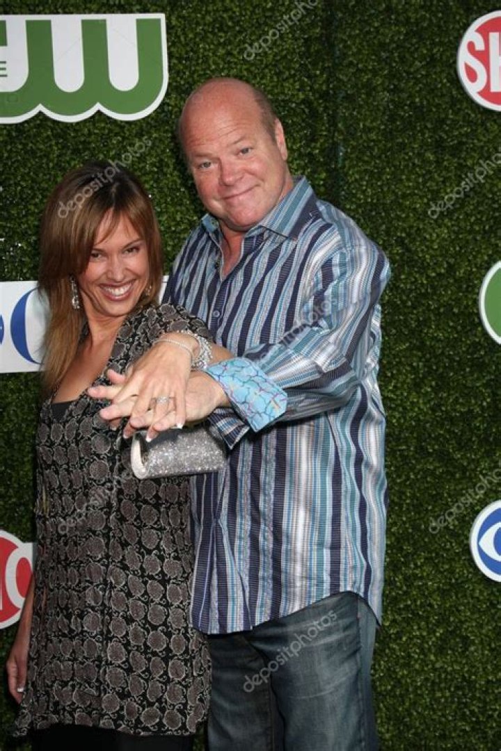 Discover Rex Linn's Matrimonial History: Unveiling His First Wife