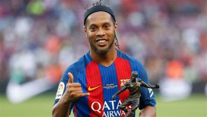 Exploring Ronaldinho Retirement Age: The End Of An Era