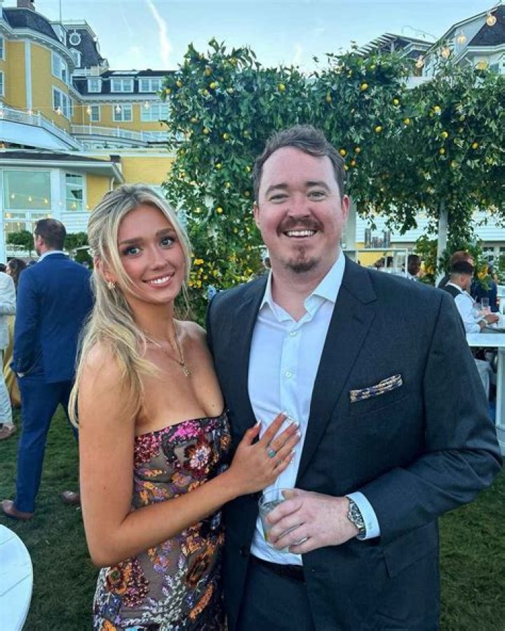 Unveiling Shane Gillis's Girlfriend: A Closer Look At Their Relationship